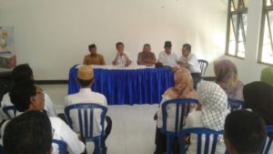 FOTO IPUL: Rapat persiapan STQ tingkat Kabupaten Bima di Kantor Camat Bolo, Rabu.