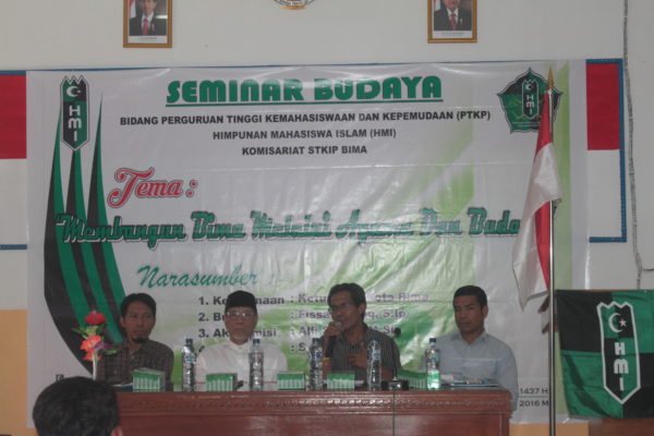Seminar Budaya HMI Komisariat STKIP Bima.