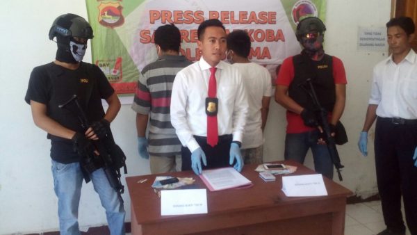Jumpa pers terkat dengan penangkapan tiga tersangka di Polres Bima Kabupaten.