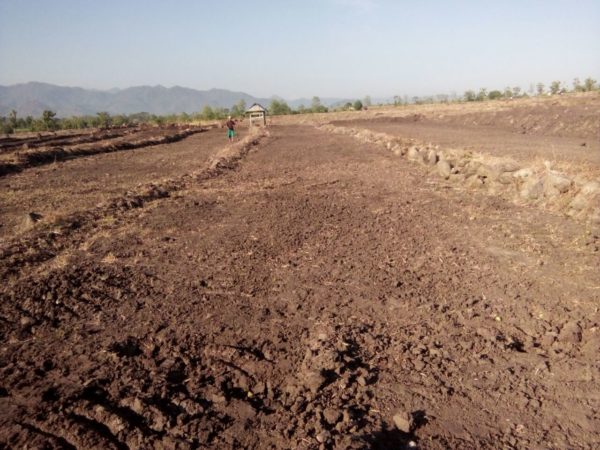 Ini adalah lahan di Sp Mboda Rato Desa Rato Kecamatan Madapangga yang sudah dikerjakan dan diklaim dari dana aspirasi anggota DPRD Kabupaten Bima, Ahmad Dahlan.