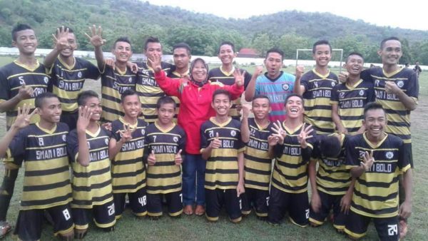 Tim SMAN 1 Bolo yang berhasil menjadi juara LPI 2016.